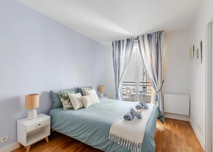 Апартаменты Cosy Париж